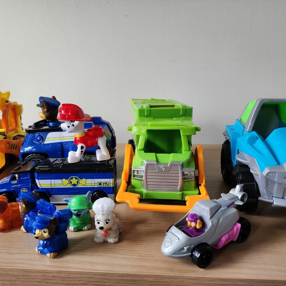 Paw patrol lot - Picture 3 of 3